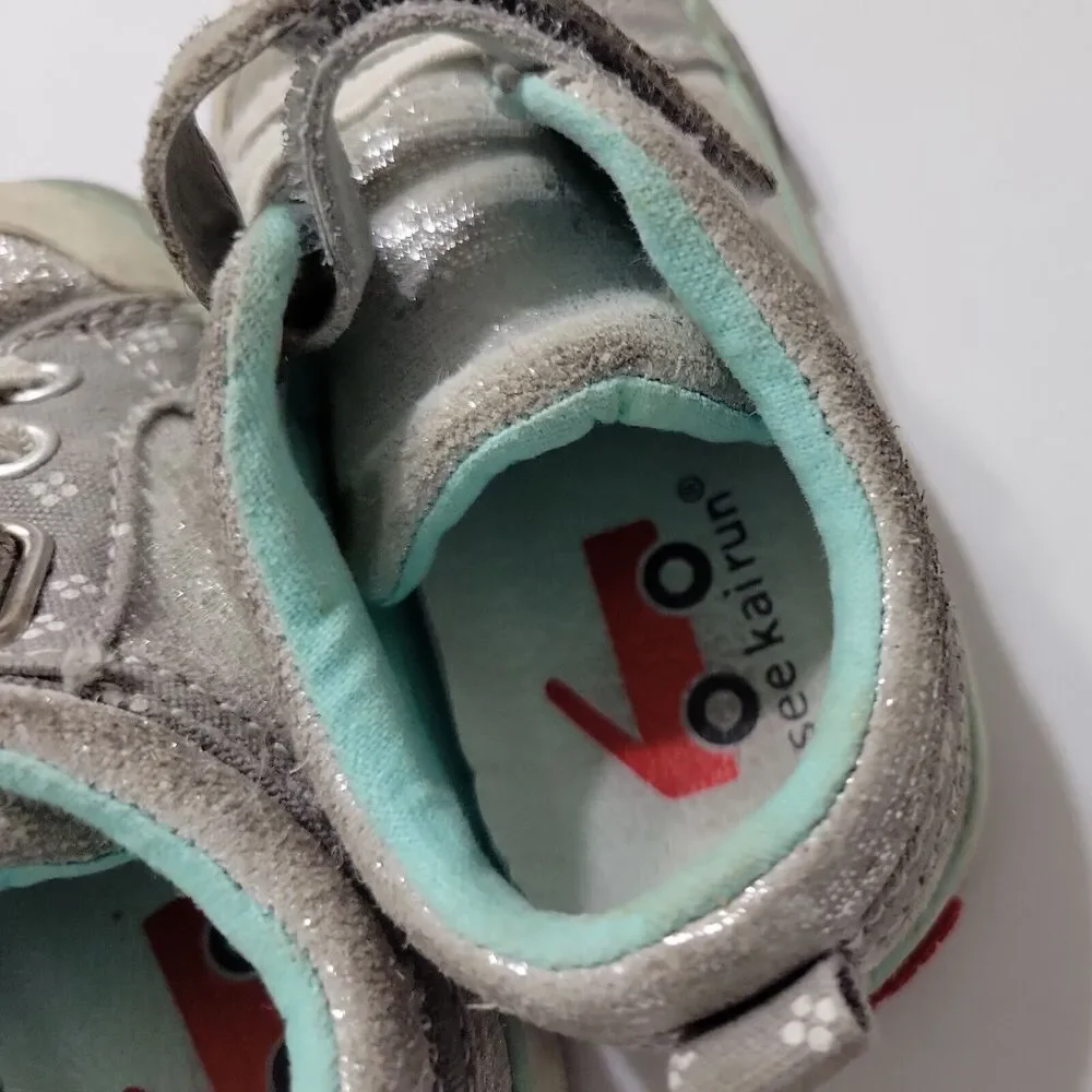 See Kai Run Basic Shoe Girl 6 Sneaker Heather Gray Blue Adjustable Strap Comfort